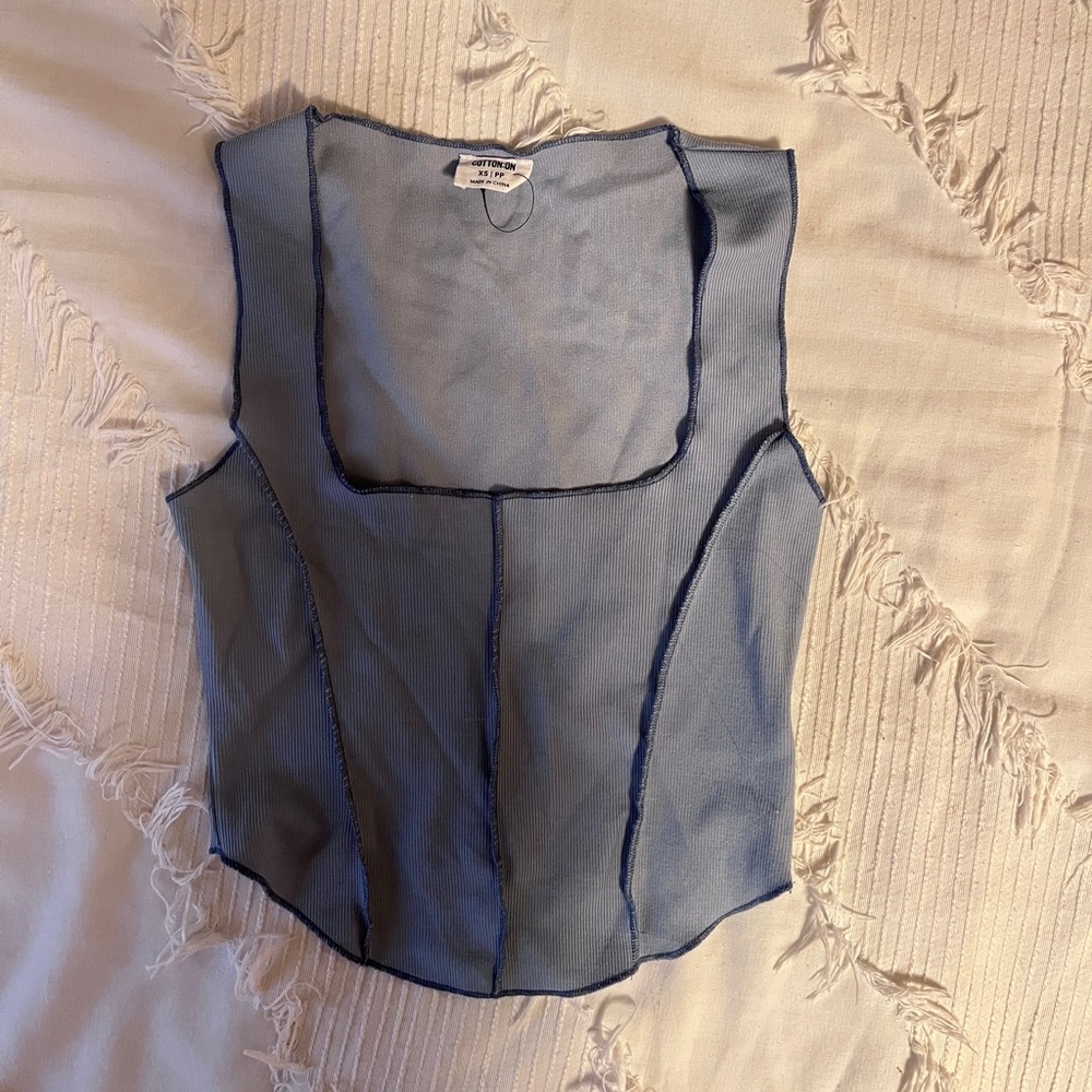 Crop top